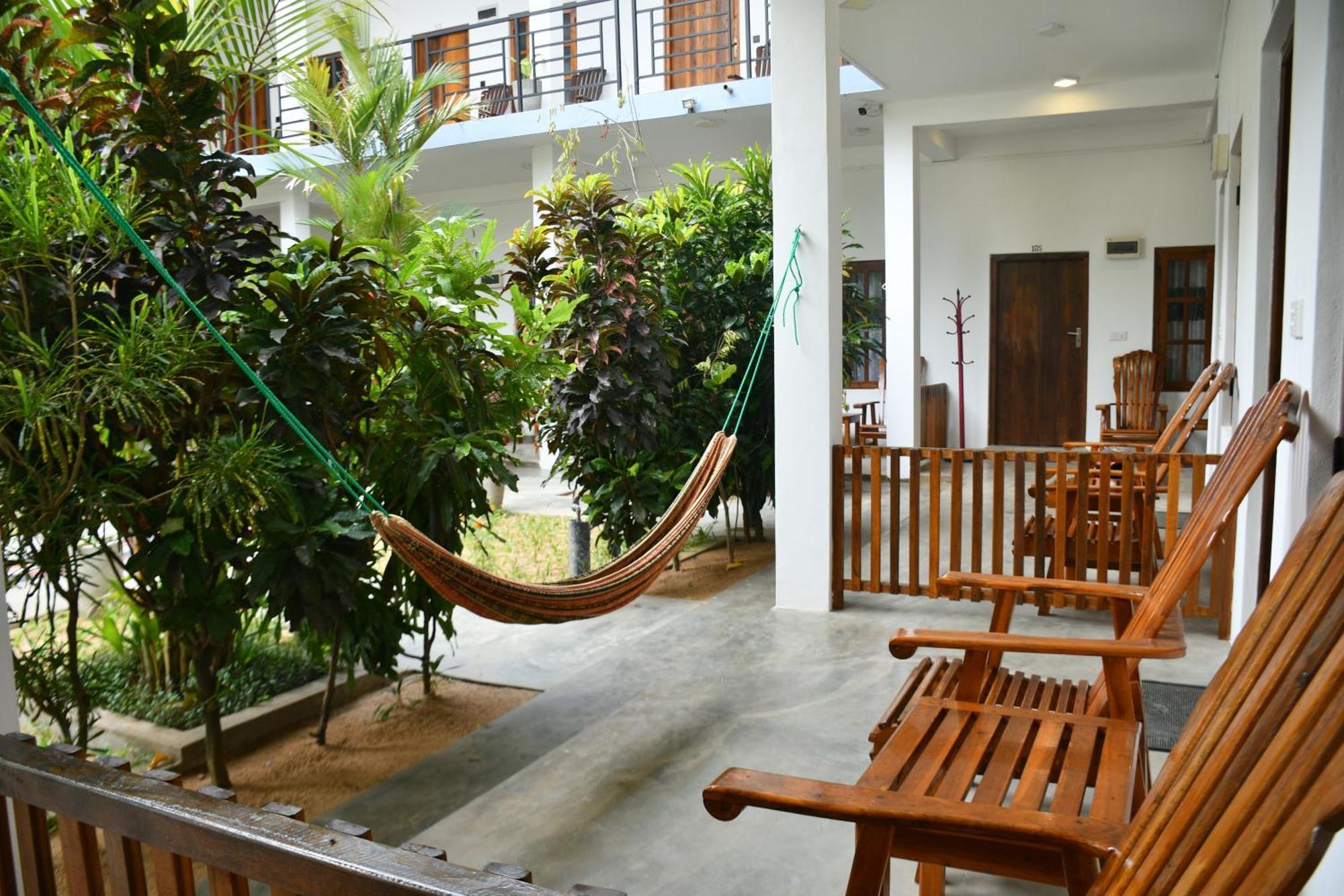Pearl Of The Bay Hotell Arugam Bay Exteriör bild